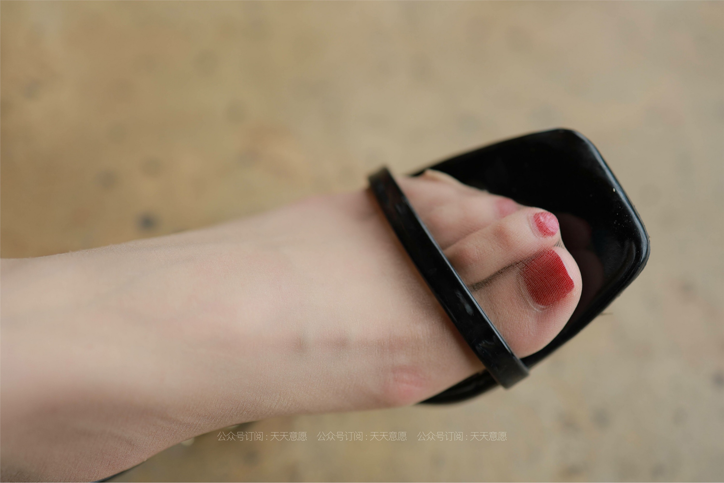 IESS异思趣向  模特：九妹《法式连衣裙》